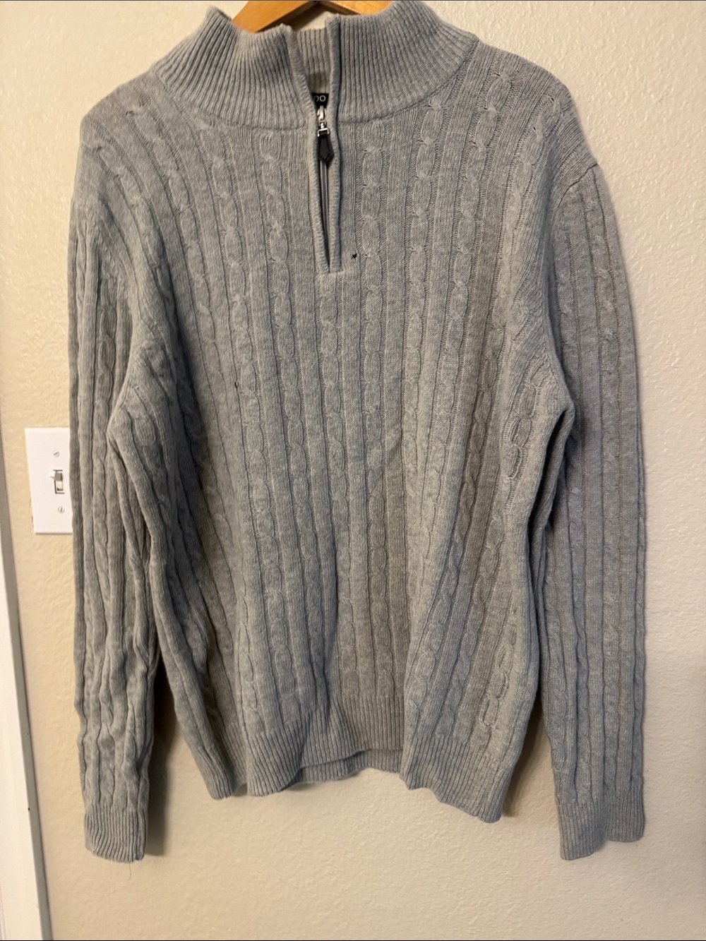 Men's Cable-Knit Half-Zip Sweater - Gray